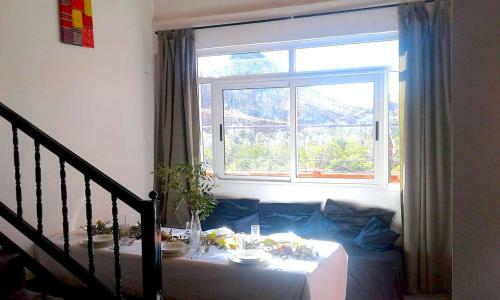 Hostal Monkey Fingers By Fatima Mellal