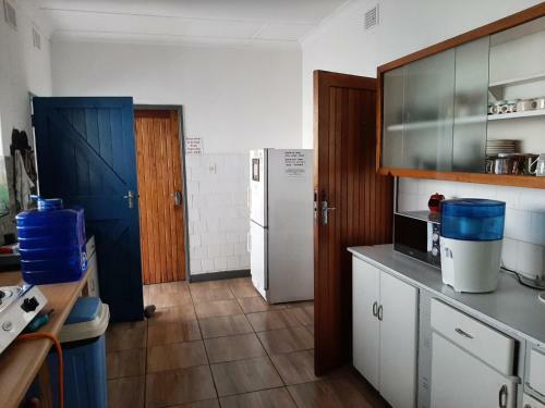Hostal Elephant Walk Guesthouse And Back Packers