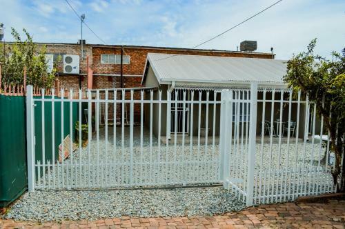 Apartamento The Cottage Self-catering Units