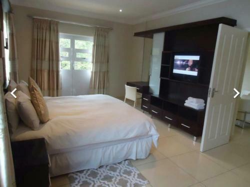 Villa Caribbean Estates: Barbados No. 12