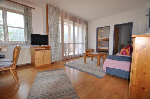 Apartamentos Ferienwohnungen Knaller-m�d