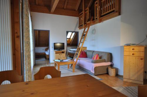 Apartamentos Ferienwohnungen Knaller-m�d