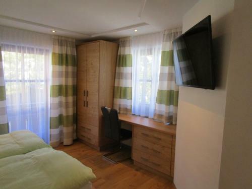 Hostal Fr�hst�ckspension Sunnh�usl