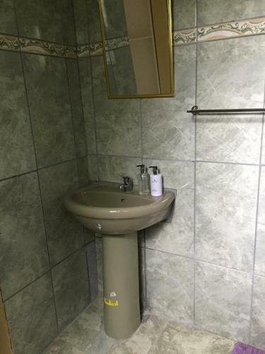 Hostal Rehoboth Family Guest House