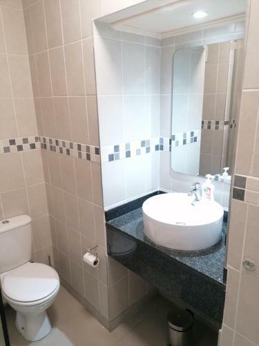 Apartamento Beachfront Resort @51 Brookes Hill Suites