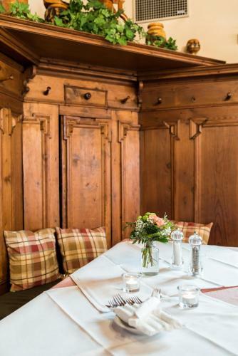 Hostal Gasthaus Zum Specht