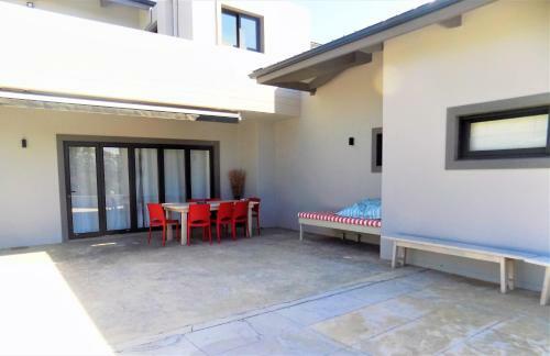 Green Goose Self Catering Villa With Pool