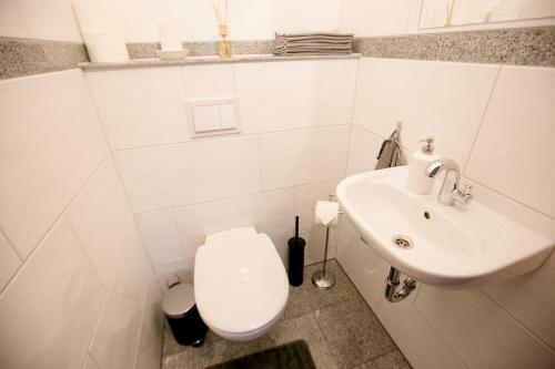 Apartamento Gro� & Stylisch - Zentral & Komfortabel