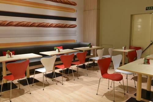 Ibis Lanzhou West Railway Station Hotel