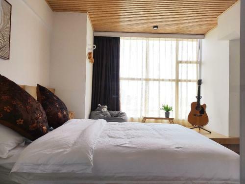 Lingzi's Home Apartment