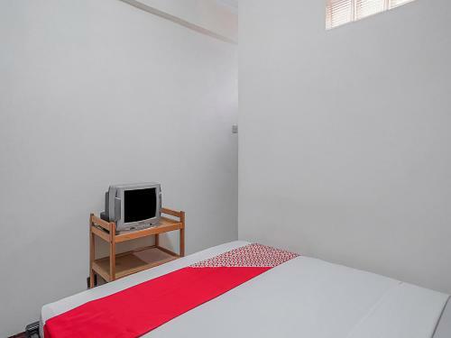 Oyo 90132 Lie Mas Hotel