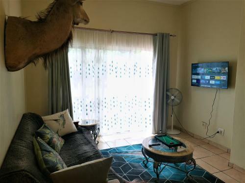 Menlyn Maine Apartments, Menlyn Place