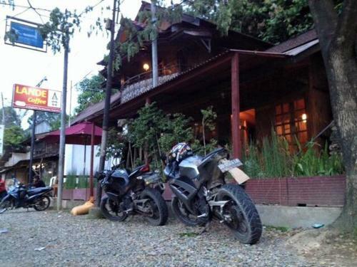 Lande Villa
