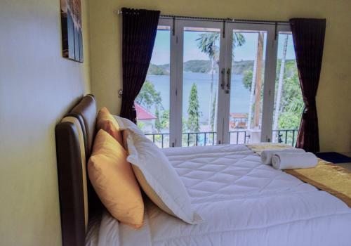 Hotel The Hawk's Nest Resort