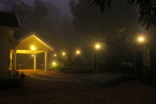 The Woodside - Kuttikanam