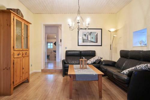 Apartamento Reetdachhaus Suensbarg