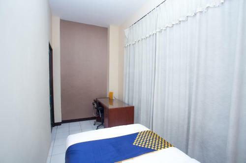 Hotel Vaccinated Staff - Spot On 2589 Marina Residence