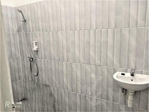 Penginapan Tentrem