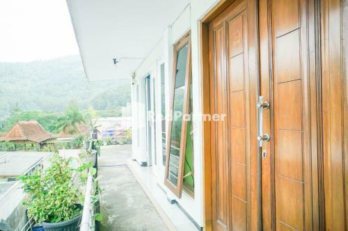 Hotel Villa Andri Batu Redpartner