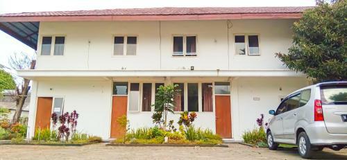 Bed & Breakfast Grand Ijen Premiere