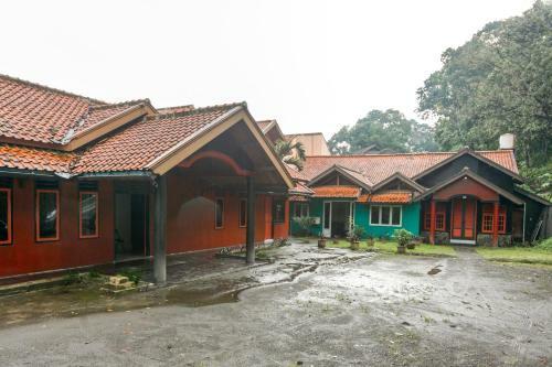 Spot On 2584 Hotel Karya Nunggal Asri