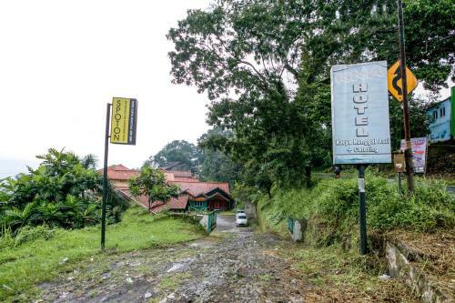 Spot On 2584 Hotel Karya Nunggal Asri