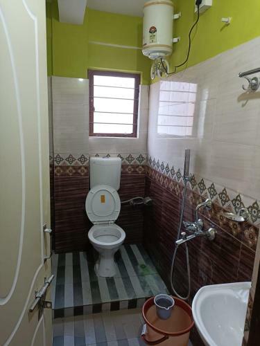 Holy Abode (pawitra Niwas)