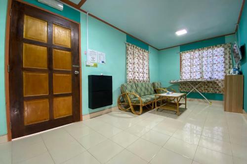 Oyo Home 90286 Yuna Bamboo Rest & Stay
