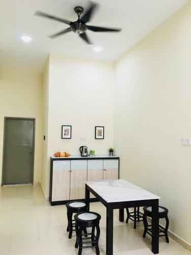 Louie Homestay Mersing