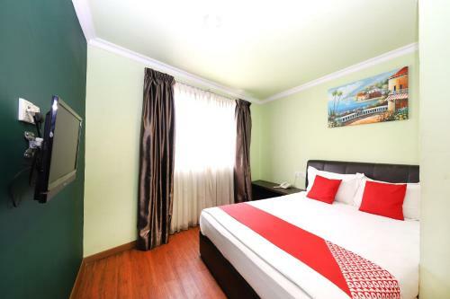 Oyo 496 Hotel De Eco Inn