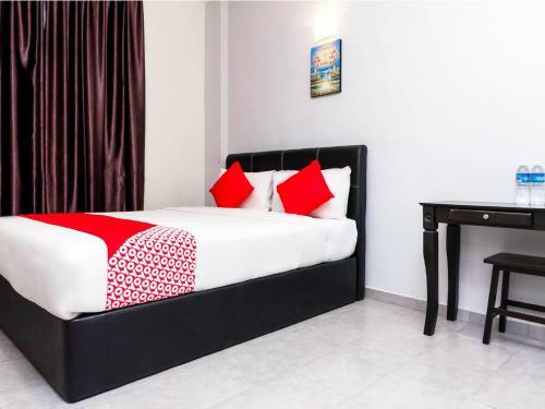 Oyo 756 Muar City Hotel