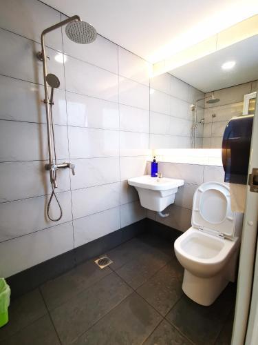 Hostal Secret Garden Warni Villa (muar)