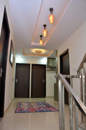 Luxurious 7 Bed Room Villa - Private Rooms