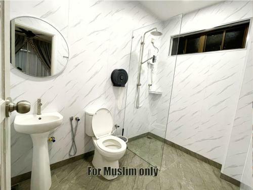 Alexis Villa (for Muslim Only)