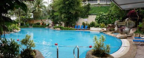 Apartamento J Beach Suites At Rainbow Paradise