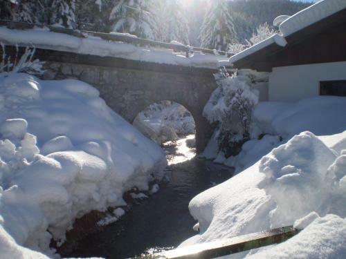 Hostal Gasthof Kreuz
