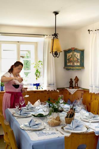 Hostal Gasthof Kreuz