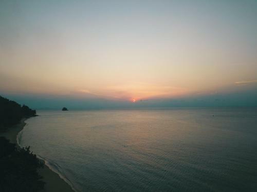 Tioman Cabana Bed & Breakfast