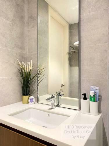 Apartamento Hill10 Doubletree I-city Highest Pool In Shah Alam