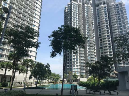 Apartamento 1-4pax Mickey Mouse 1bedrm At Puteri Harbour, Teega Suite