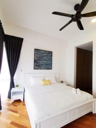 Apartamento Grand Medini Suites By Uha