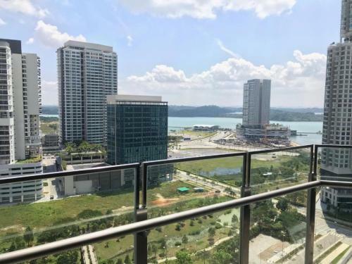 Apartamento Almas Suites Puteri Harbour