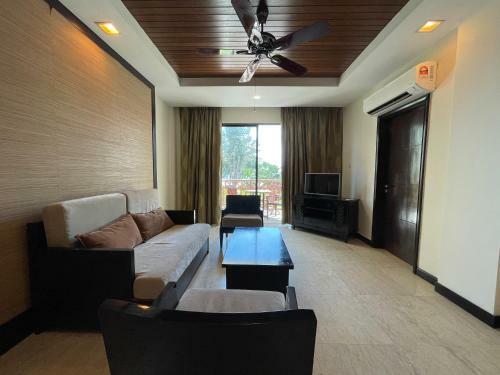 Home Sweet Villas, Karambunai