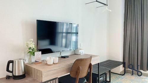 Homesuite' Hotel At Sutera Avenue