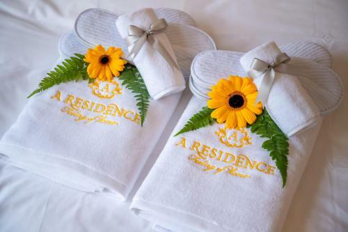 A Residence @ Between Hilton & Cititel Hotel