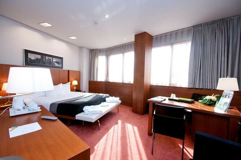 Hotel Silken Ciudad de Gij�n