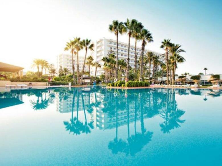 Hotel Sahara Beach Aquapark Resort