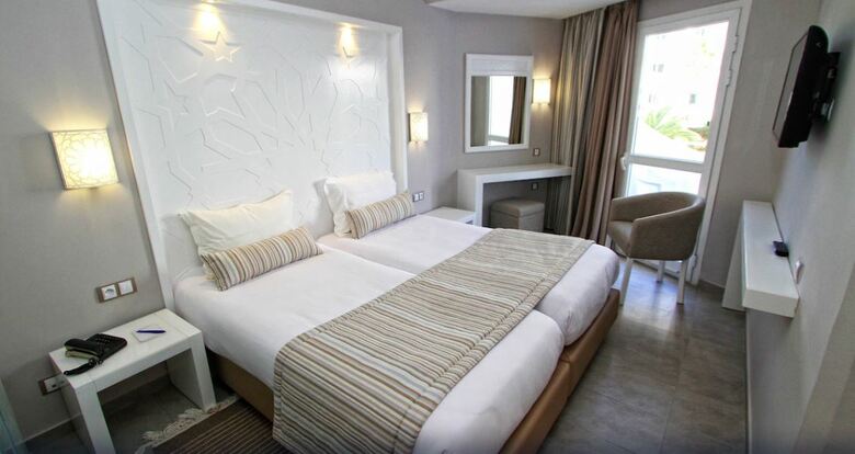 Hotel Sahara Beach Aquapark Resort