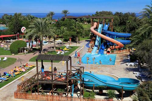 Hotel Sahara Beach Aquapark Resort