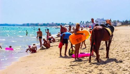 Hotel Sahara Beach Aquapark Resort